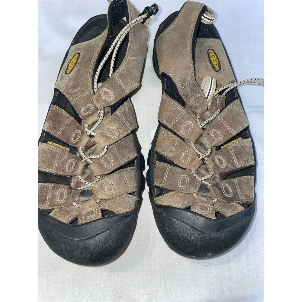 Keen River Sandals Men’s Size 10.5 M Tan Leather Waterproof Cinch Strap